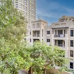 Cosy 1 Bed In Yansoon 3, Downtown Dubai